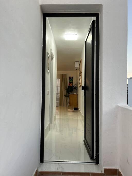 Moderno Apartamento Cerca Al Mar Tías Exteriör bild